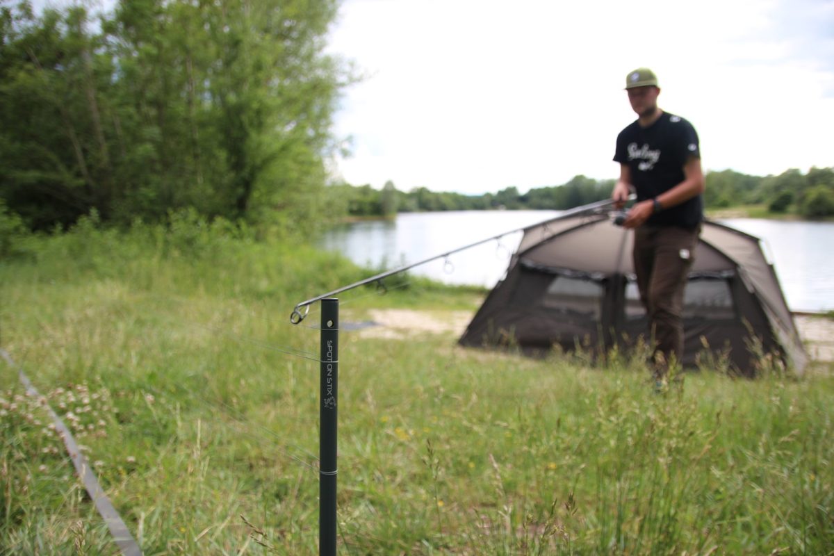 Distance sticks helpen je om de stekken steeds weer terug te vinden