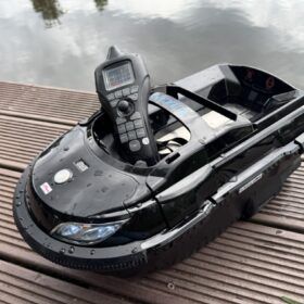 Review Boatman Vulcan voerboot - CarpFeeling